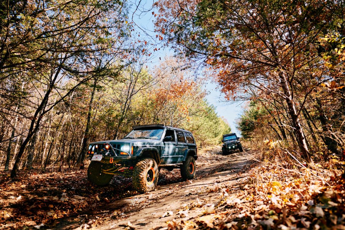 Jeep rolls through Kansas Rocks Recreation Park in the Fall