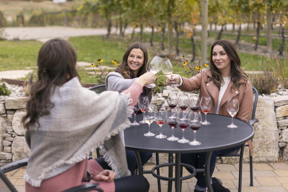 SpearHead Winery Outdoor Wine Tasting 3