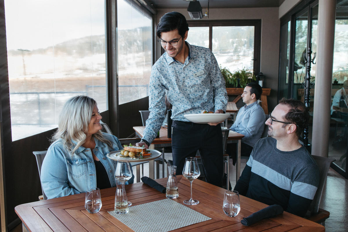 O Rourke s Peak Cellars Garden Bistro 5