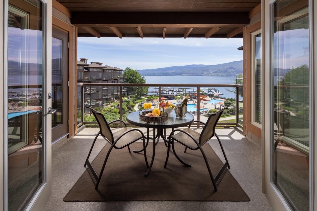 The Cove Lakeside Resort