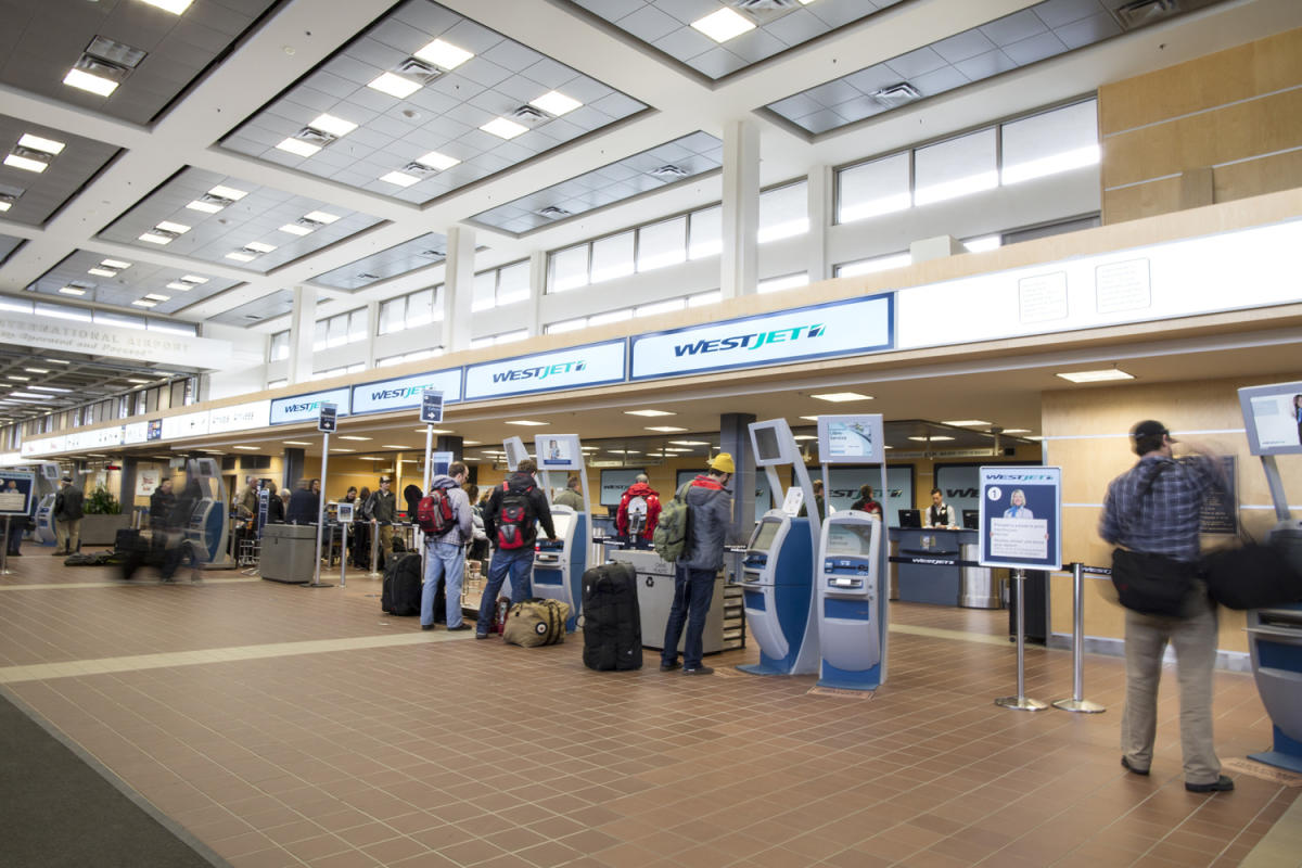 YLW Airport Terminal