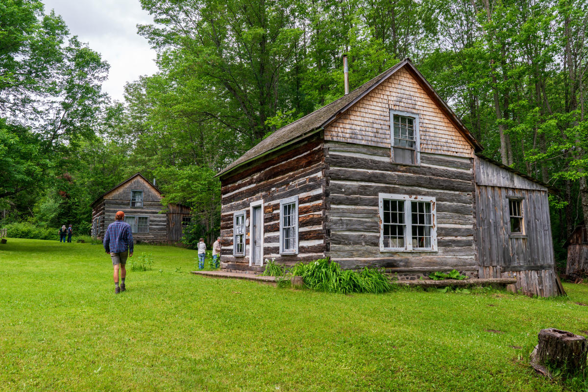 Old Victoria cabins