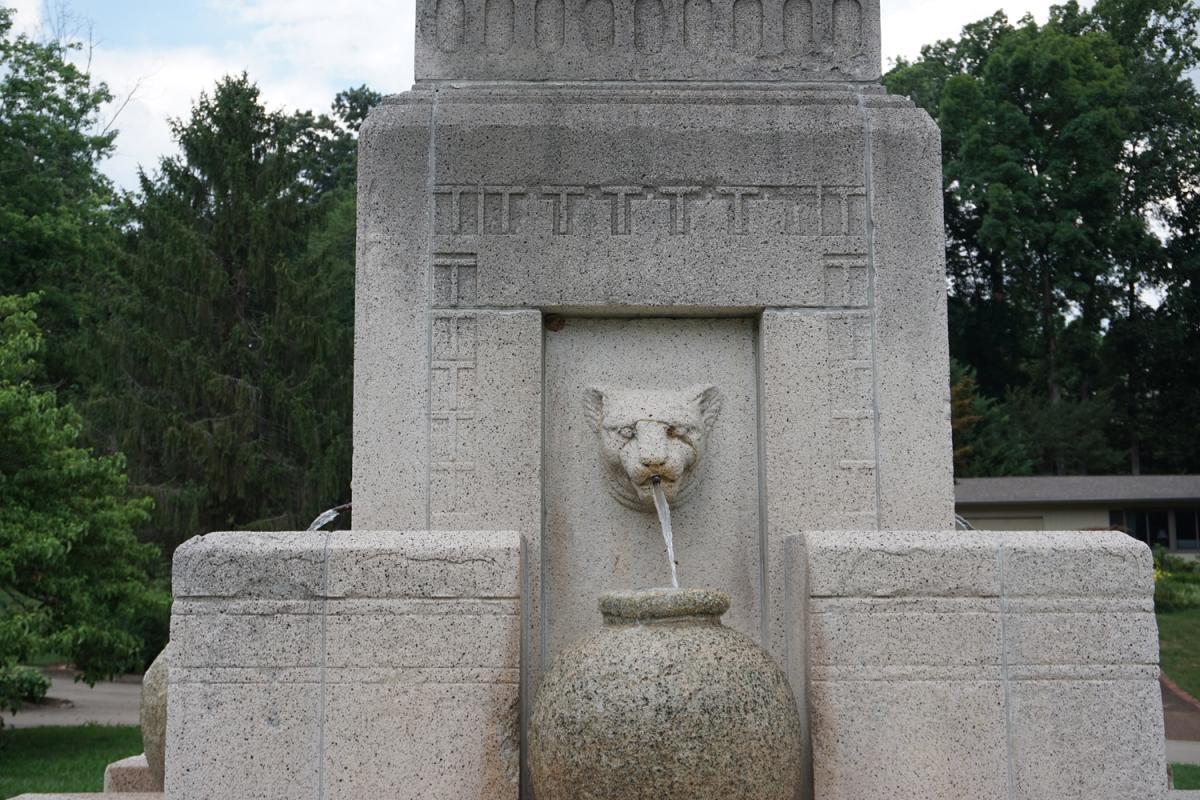 Talahi Panther Fountain