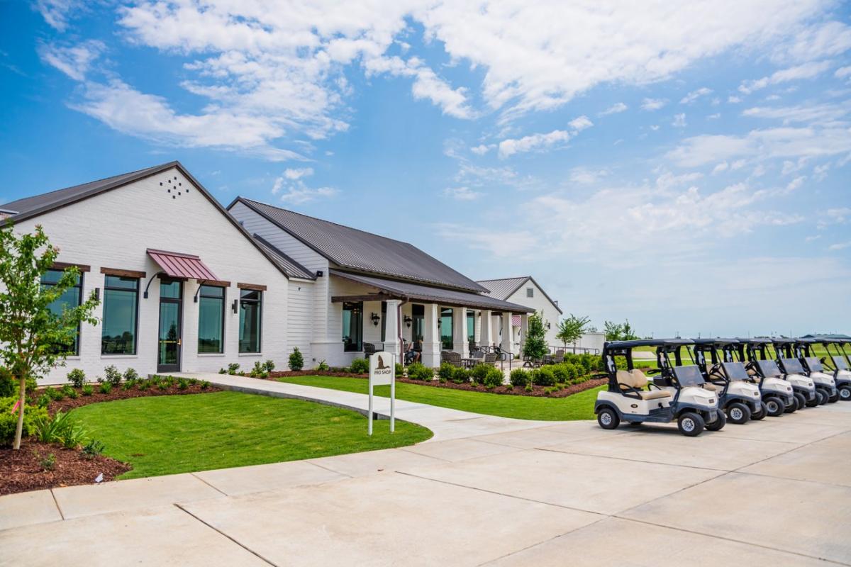 Mallard Golf Club Clubhouse and Pro Shop