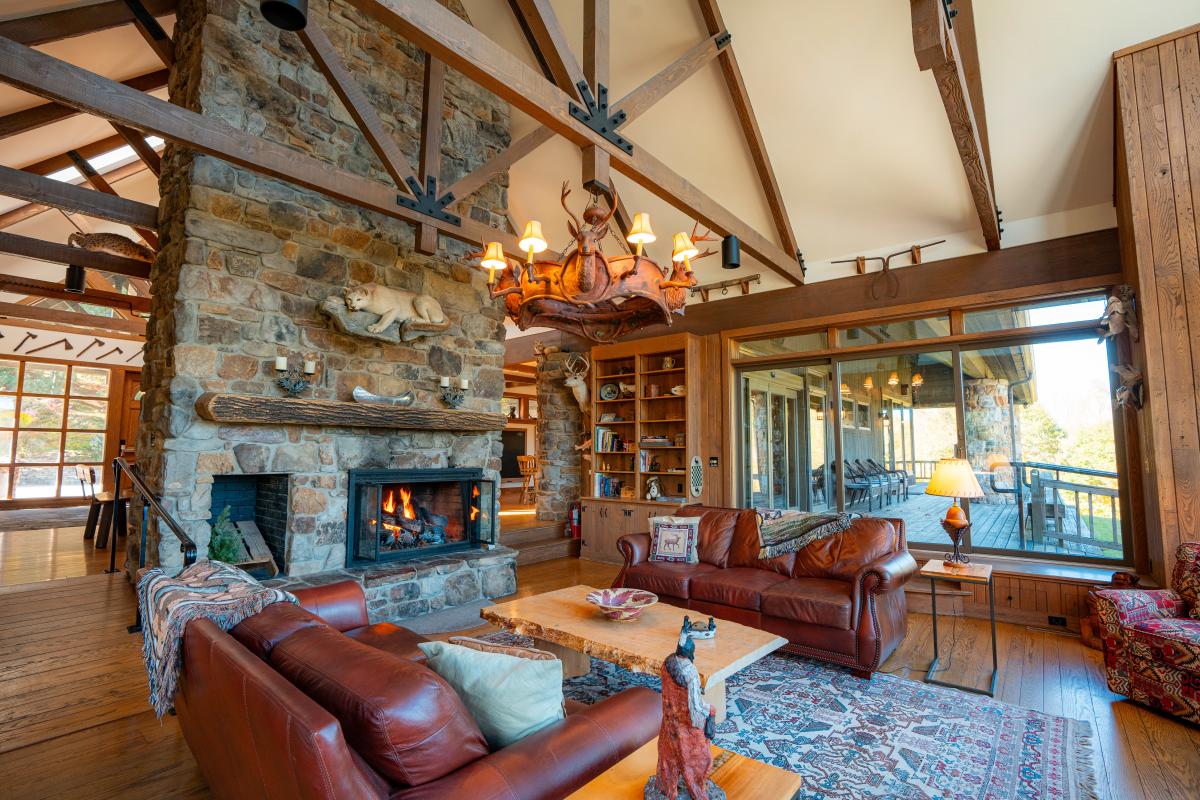 Oak Lodge