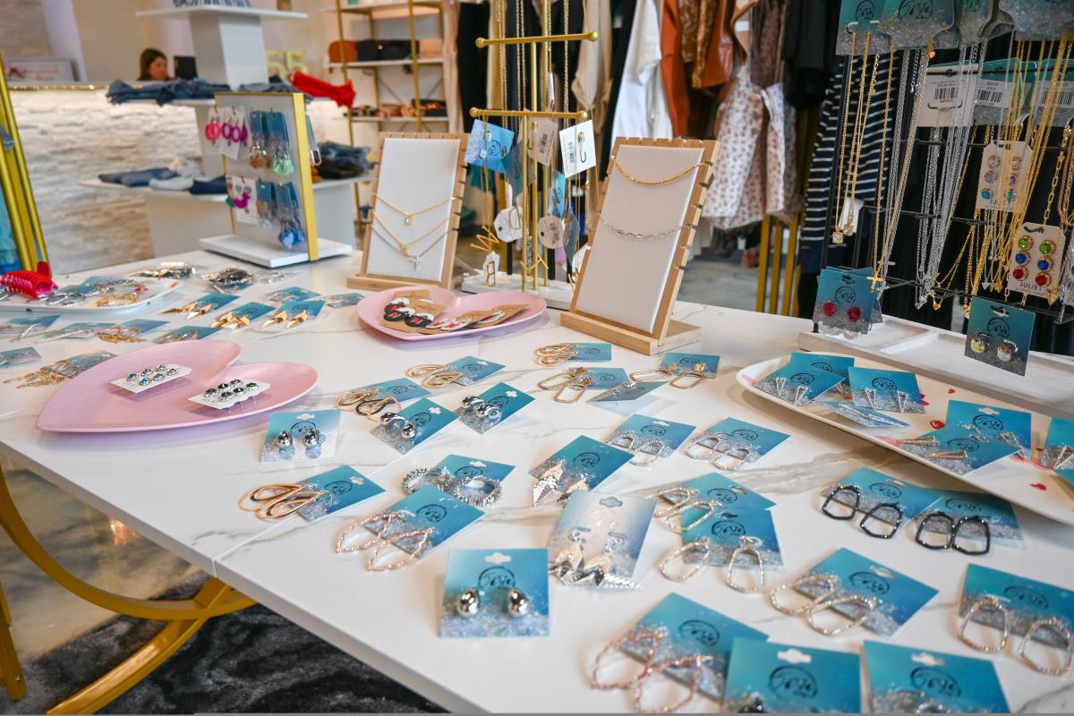 555 Boutique interior