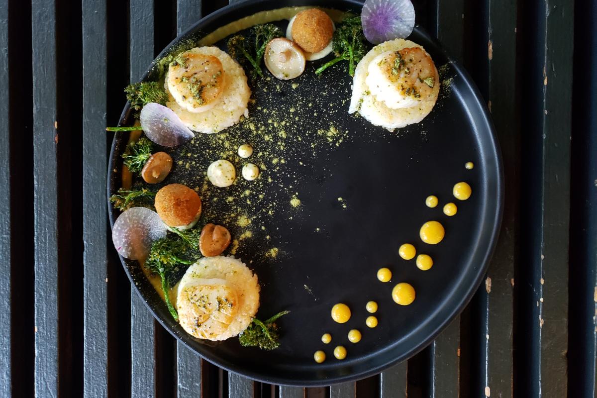 DISH Restaurant