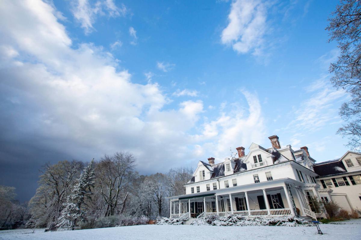 Wadsworth Homestead Snow