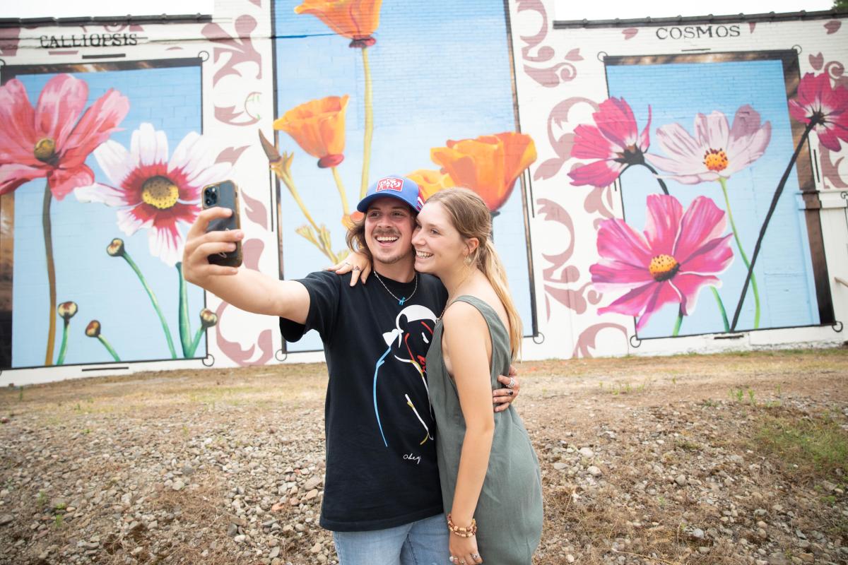 Couple Selfie Seed Mural