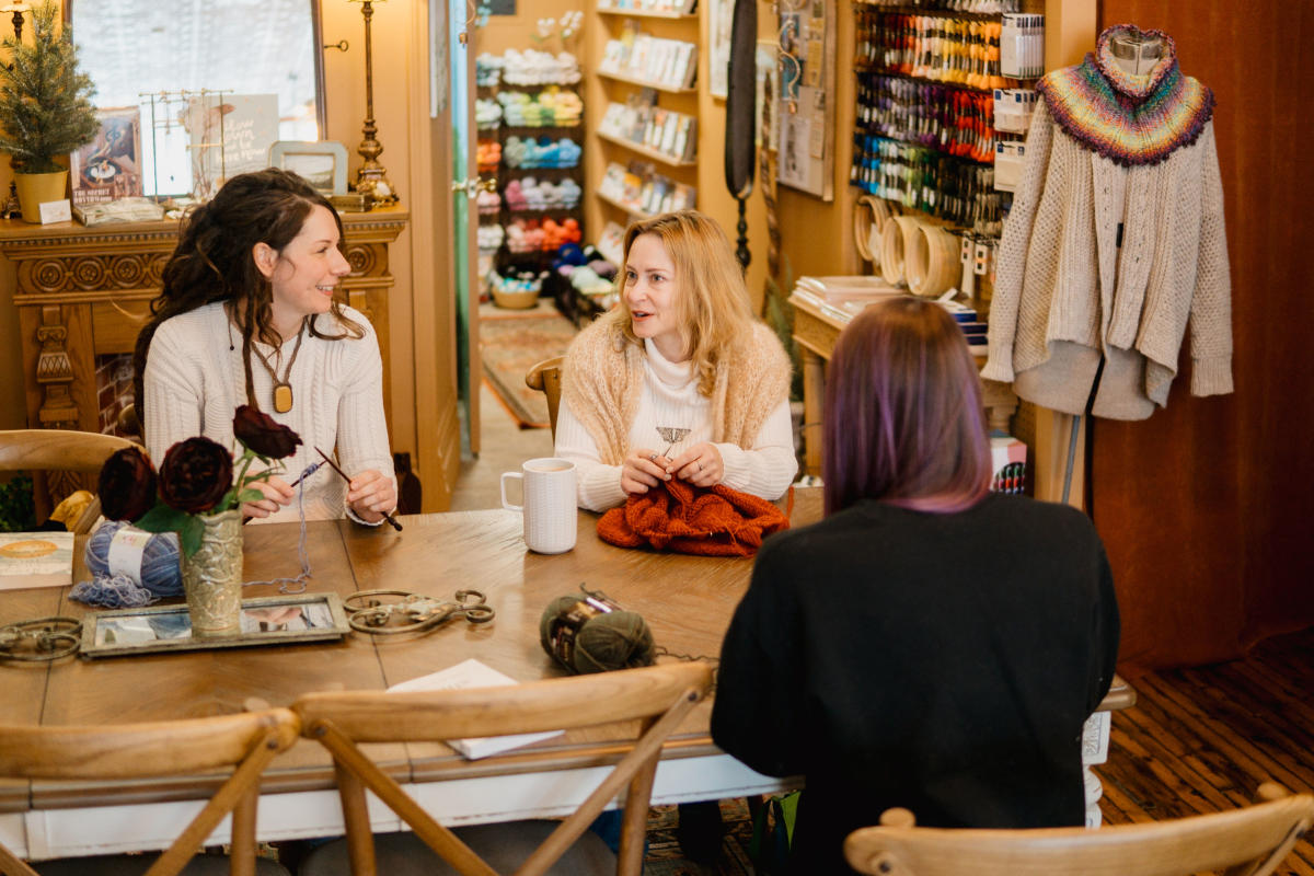 Knitting at Spindle and Knots