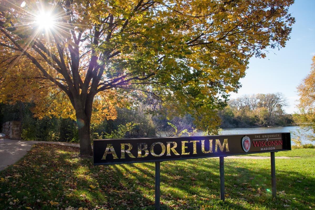 Arboretum entrance sign near Henry Vilas Zoo