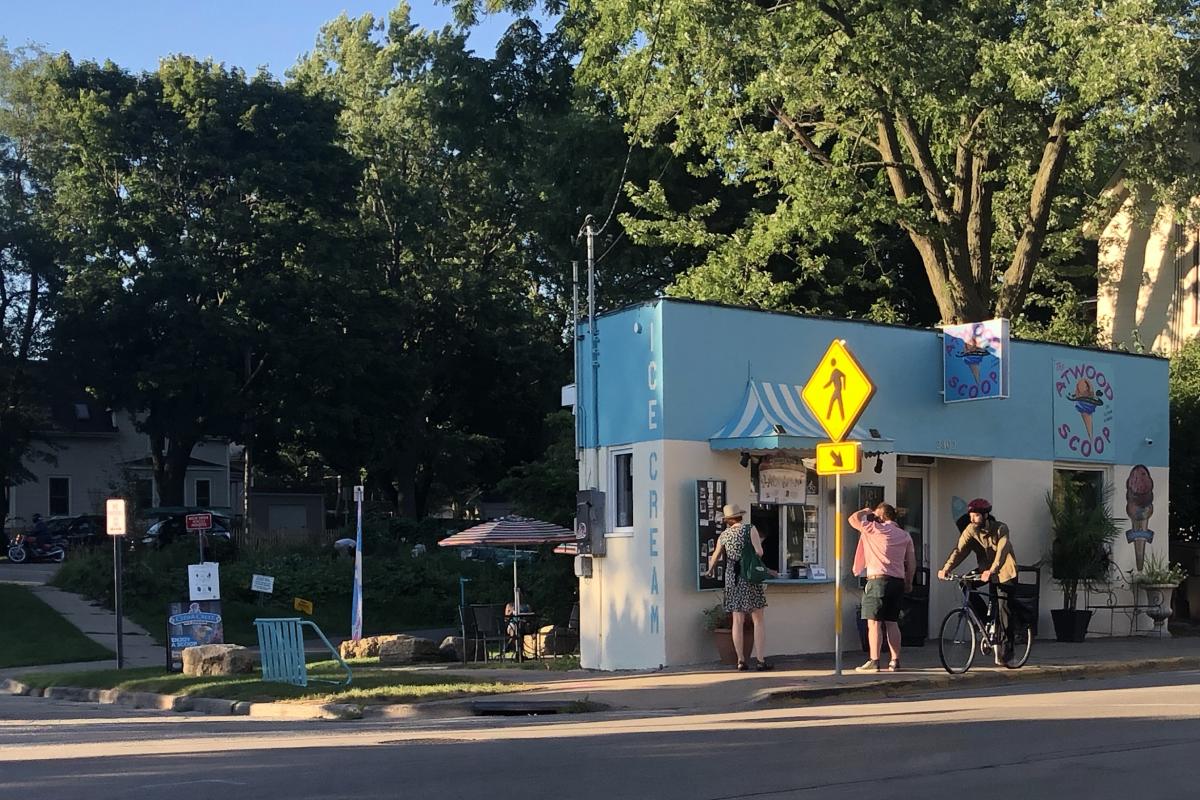 The front of the Atwood Scoop ice cream shop