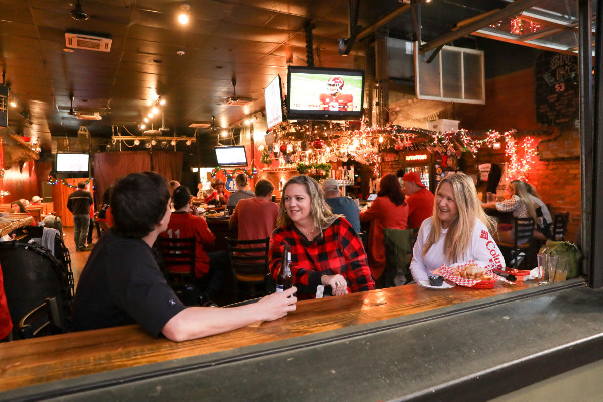 Bar at Buffingtons