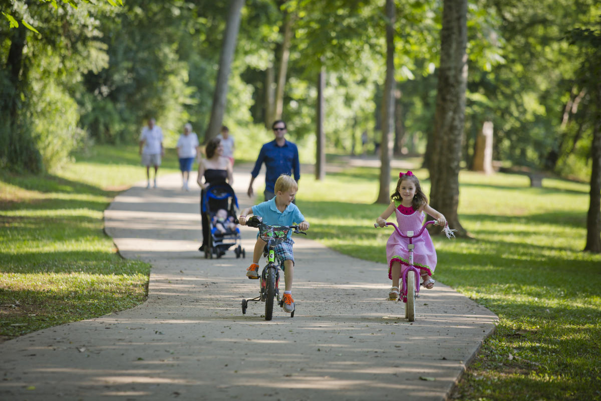 Families on the Oconee River Greenway