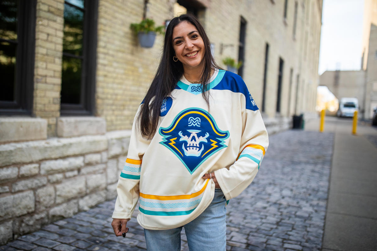 VM_AdmiralsJerseyCollab-16