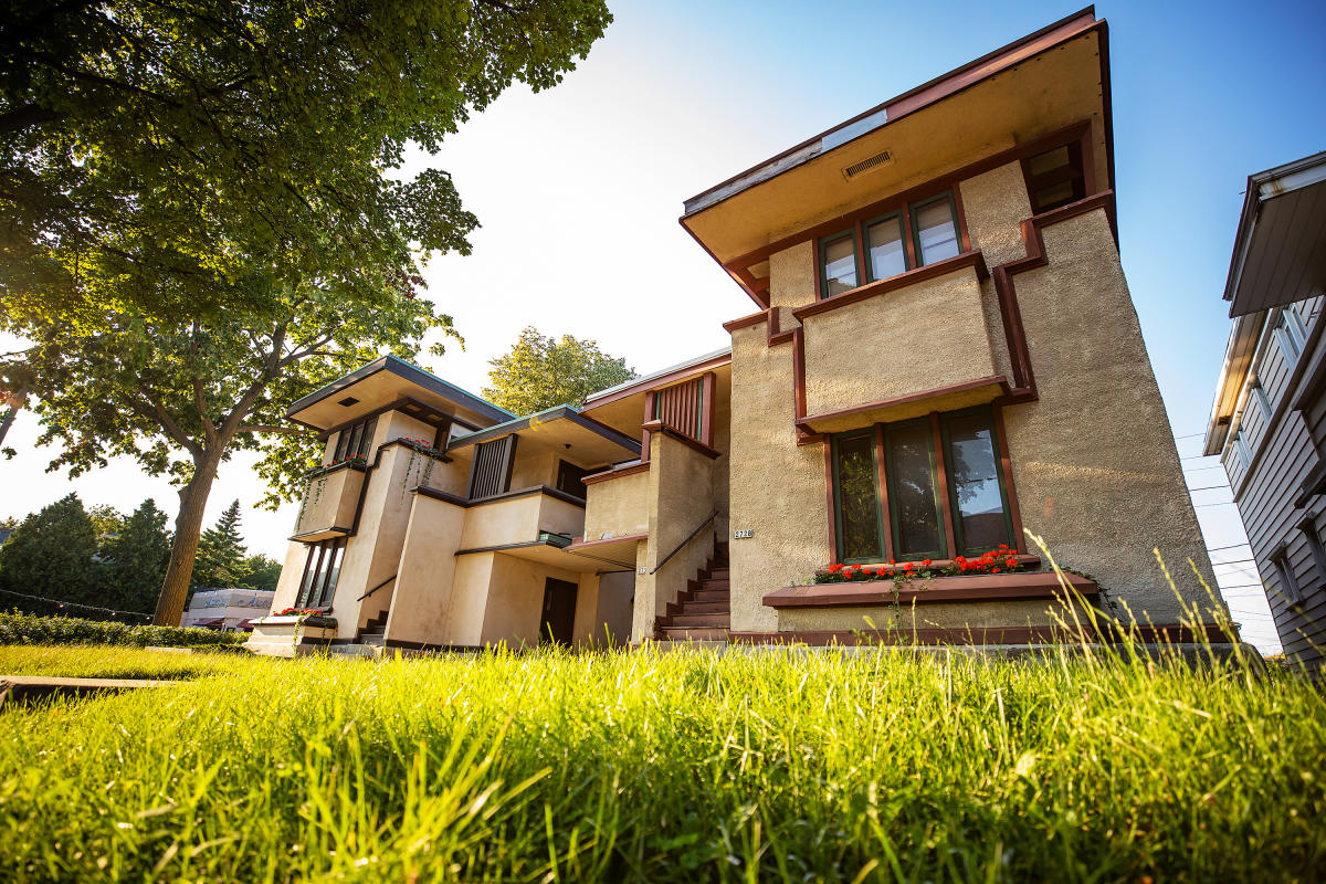 exterior of Frank Lloyd Wright architecture