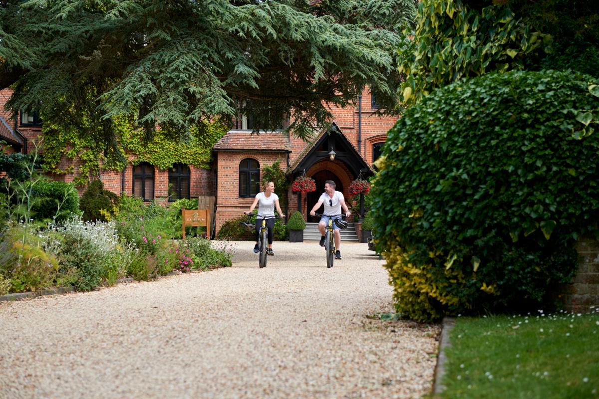Careys Manor Hotel cyclists - Blog 2023