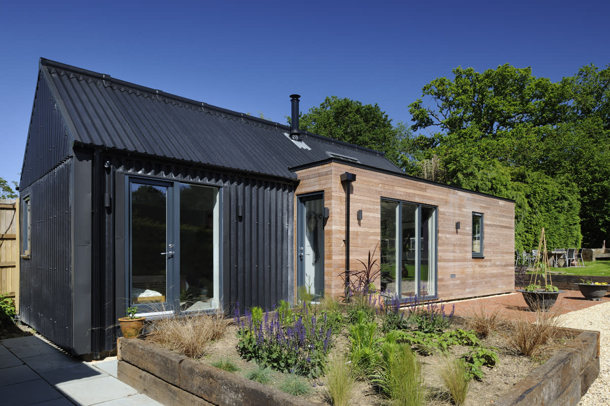 Daisy Bank Blog Gardeners Cottage Accommodation Brockenhurst Modern Conversion
