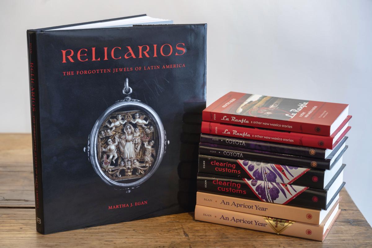 Relicarios: The Forgotten Jewels of Latin America by Martha J. Egan