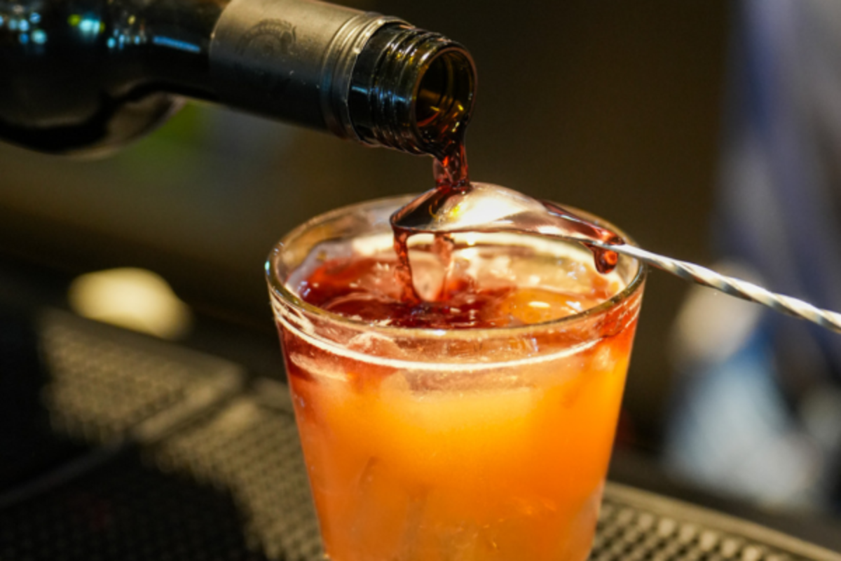 Newport Vineyards Festive Cocktail Blog