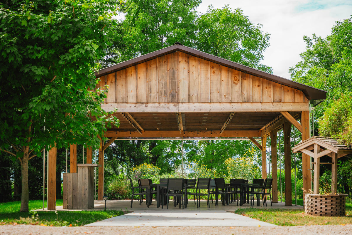Gunn's Hill Artisan Cheese pavilion