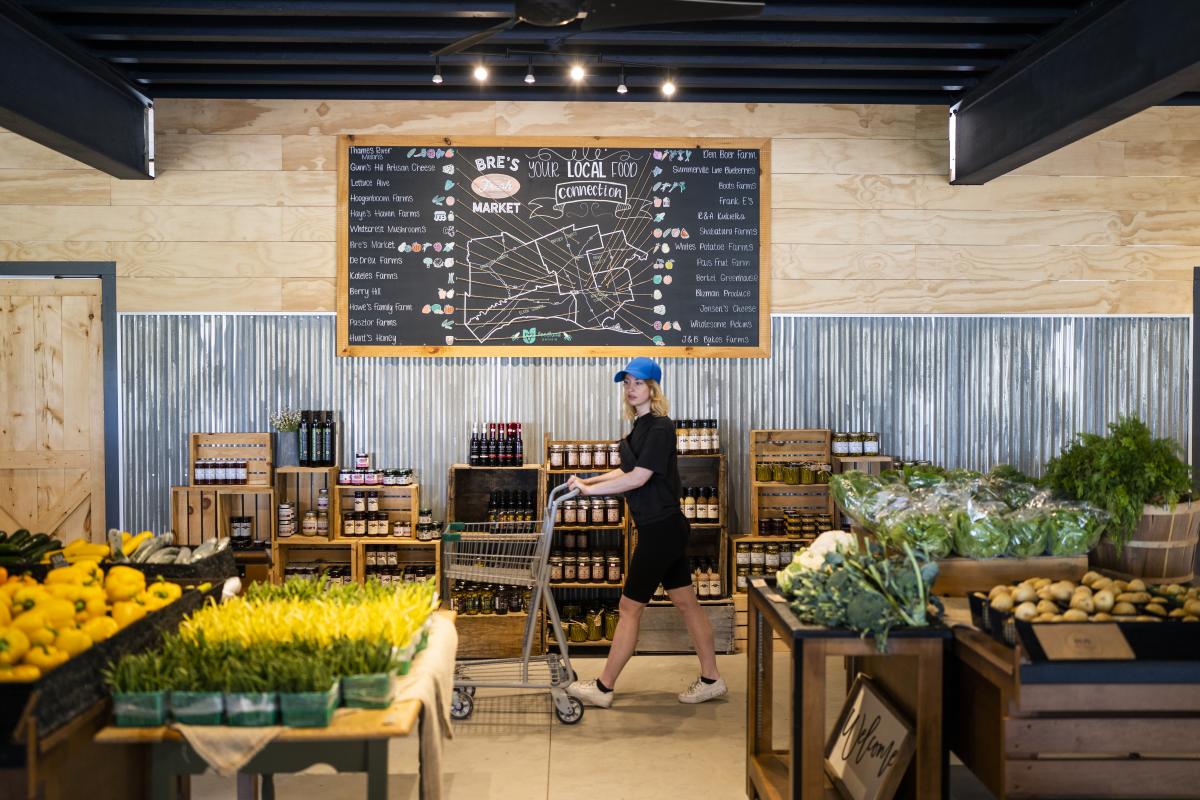 Bres Fresh Market Shopping