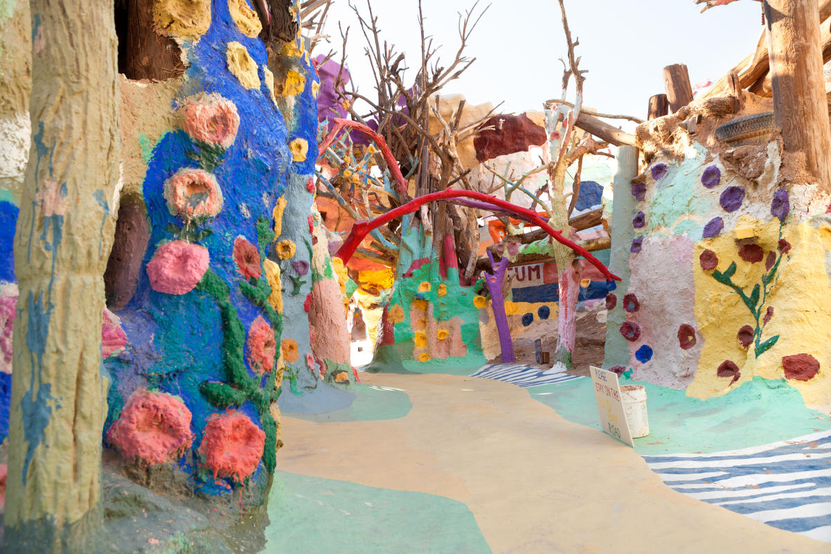 GPS_SalvationMountain_01