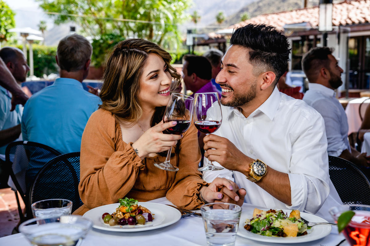 Couple outdoor dining at Copley's in Palm Springs