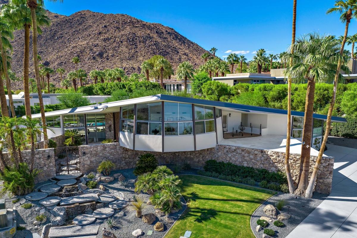elvis honeymoon hideaway