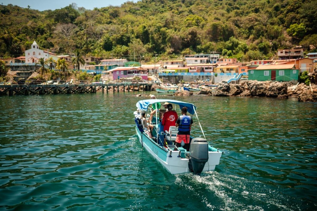 Isla de Otoque, Gulf of Panama