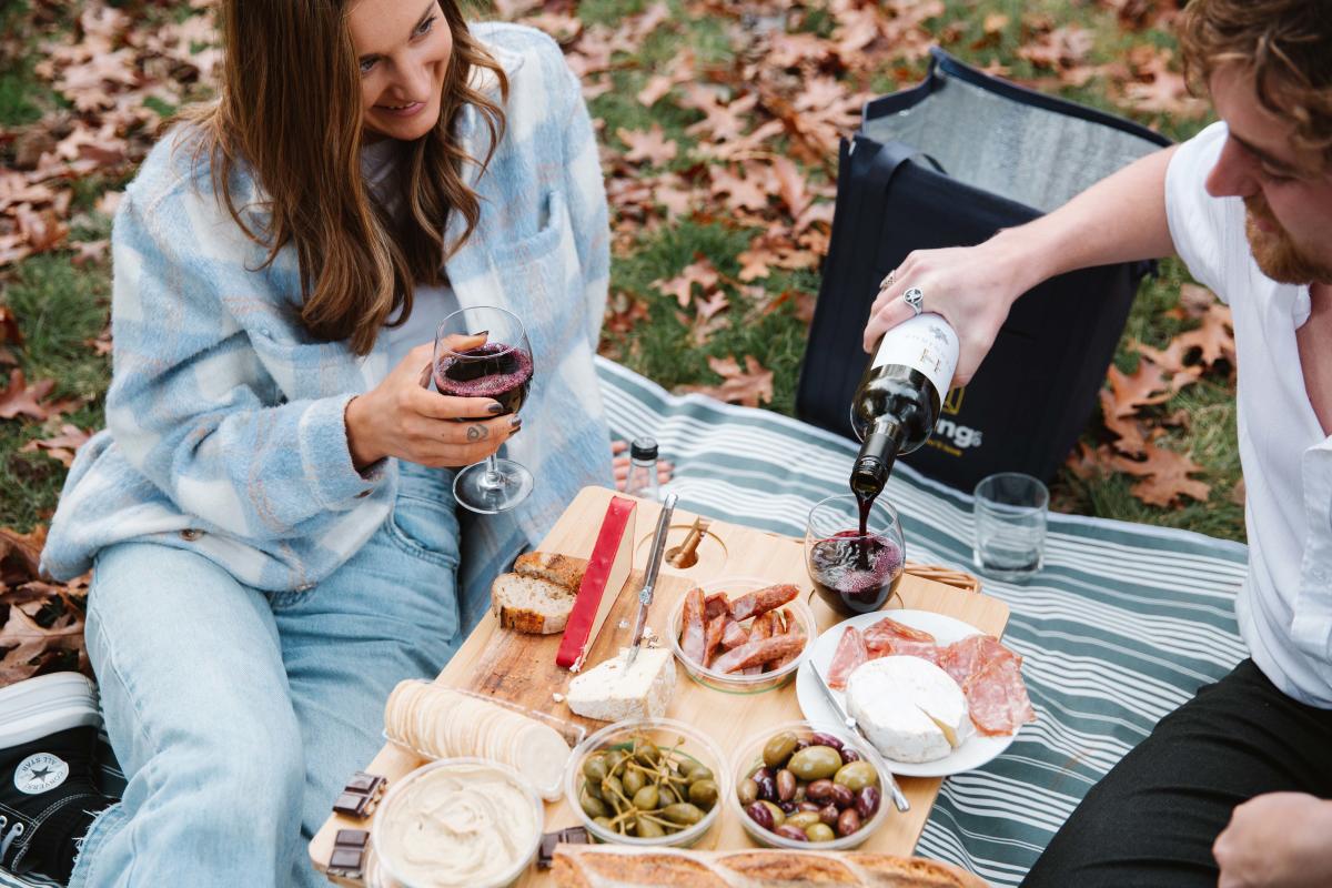 AmazingCo Mystery Picnic