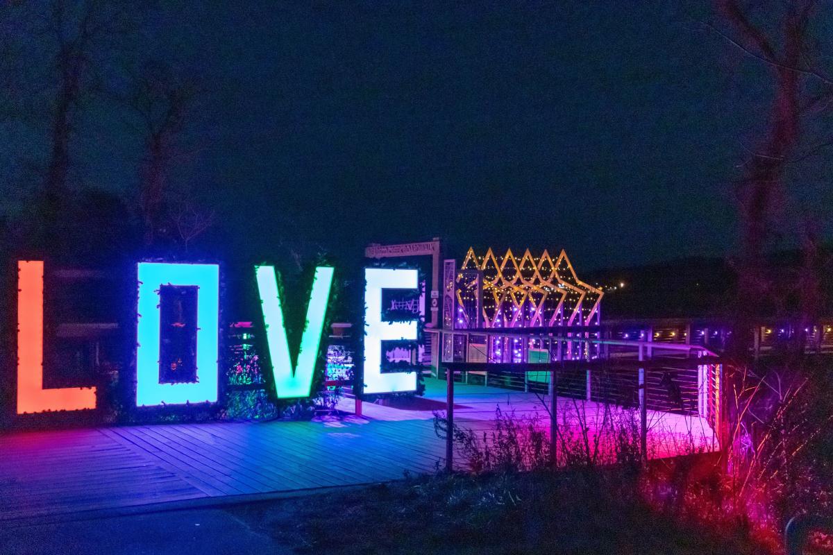 Walk of Lights LOVE
