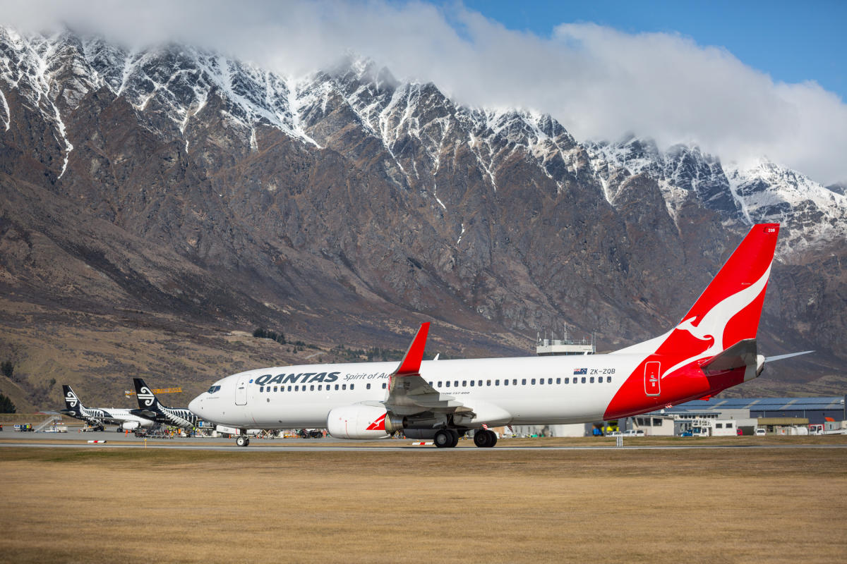 Qantas Plane lands at Queenstown Airport