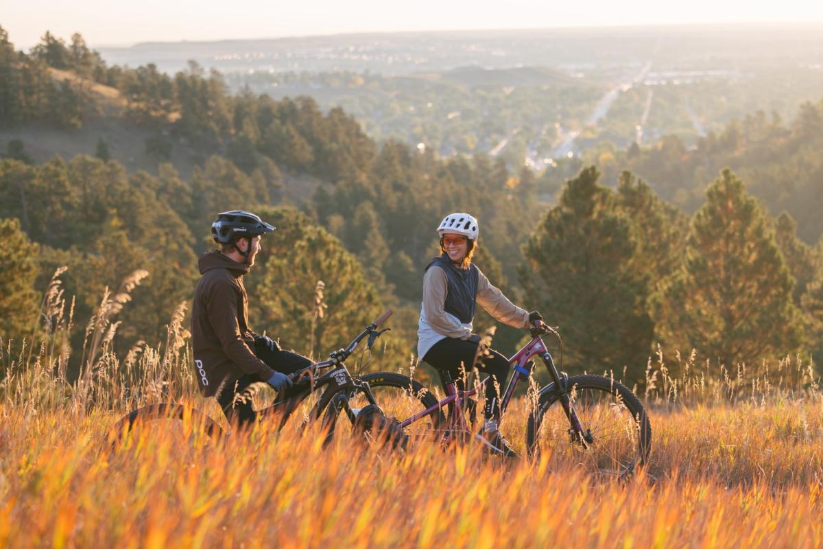 Skyline-Wilderness-Area biking couple