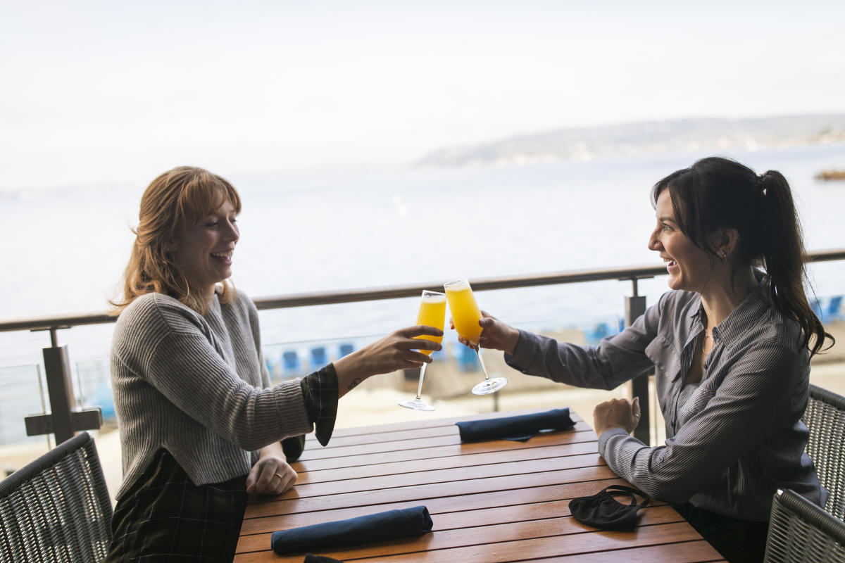 Cheers at Water's Table