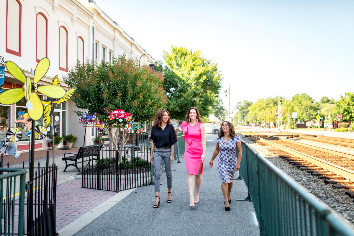 Downtown Ashland Women