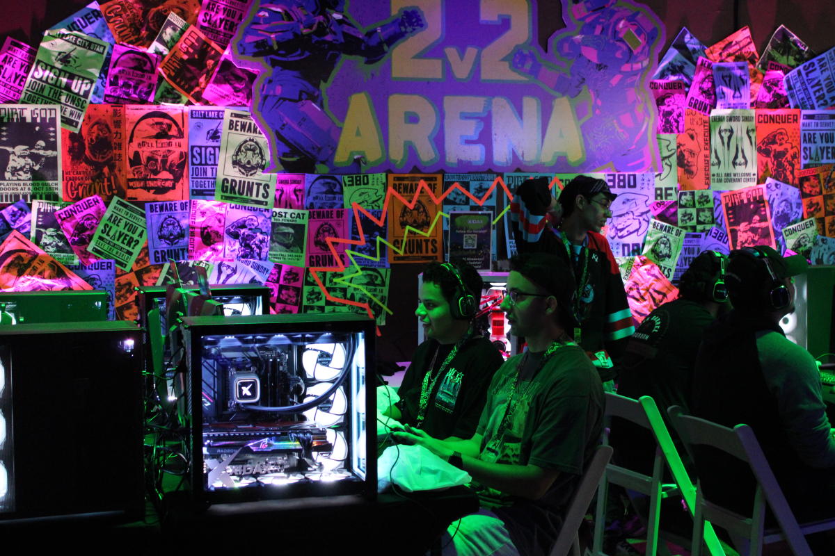 Gamers playing 2v2 competition.