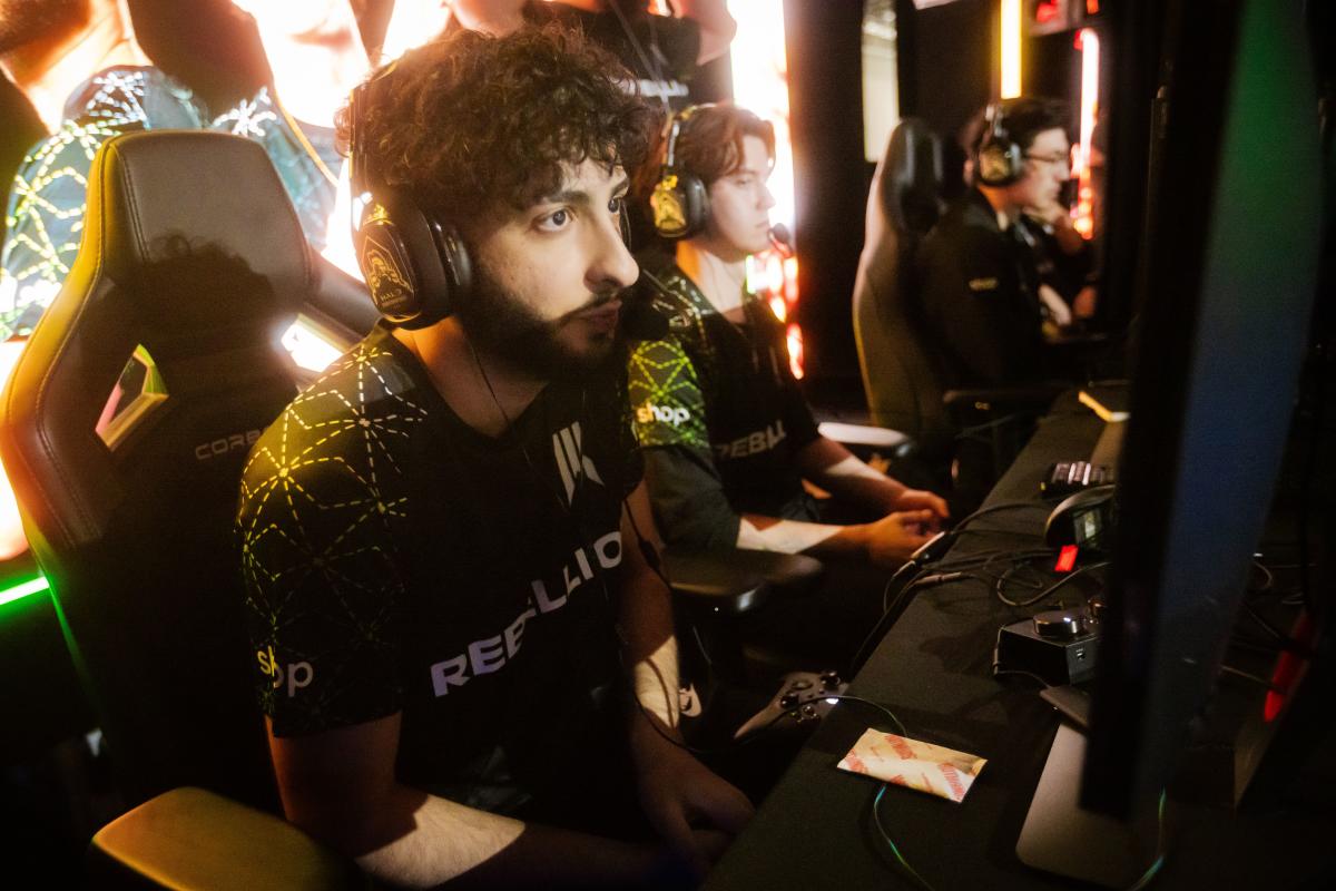Halo games team players
