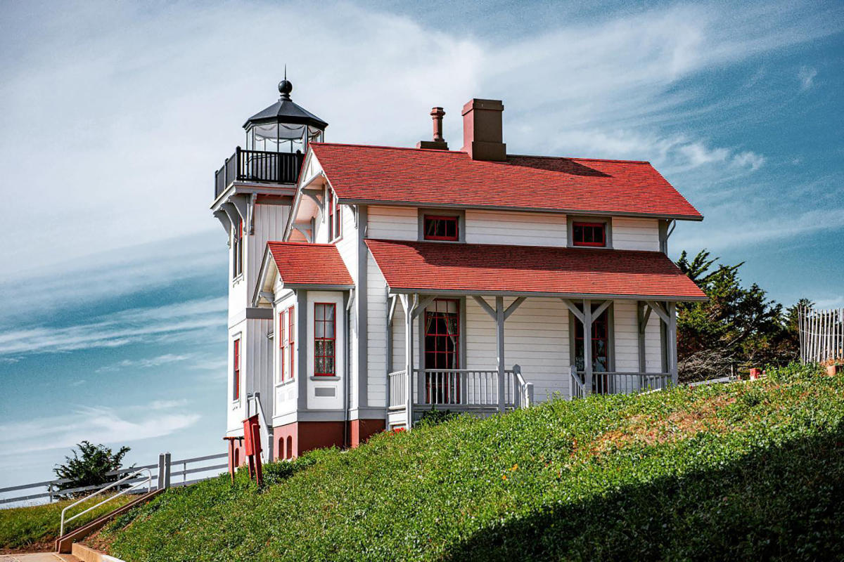 Port San Luis Lighthouse in Avila Beach