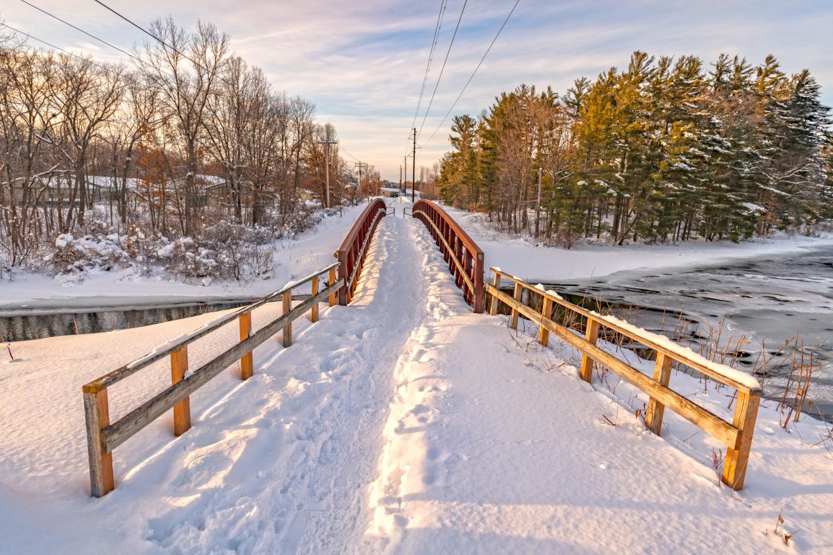 Looking for where to snowshoe in central Wisconsin? You'll want to add the Green Circle Trail to the list, in the Stevens Point Area.