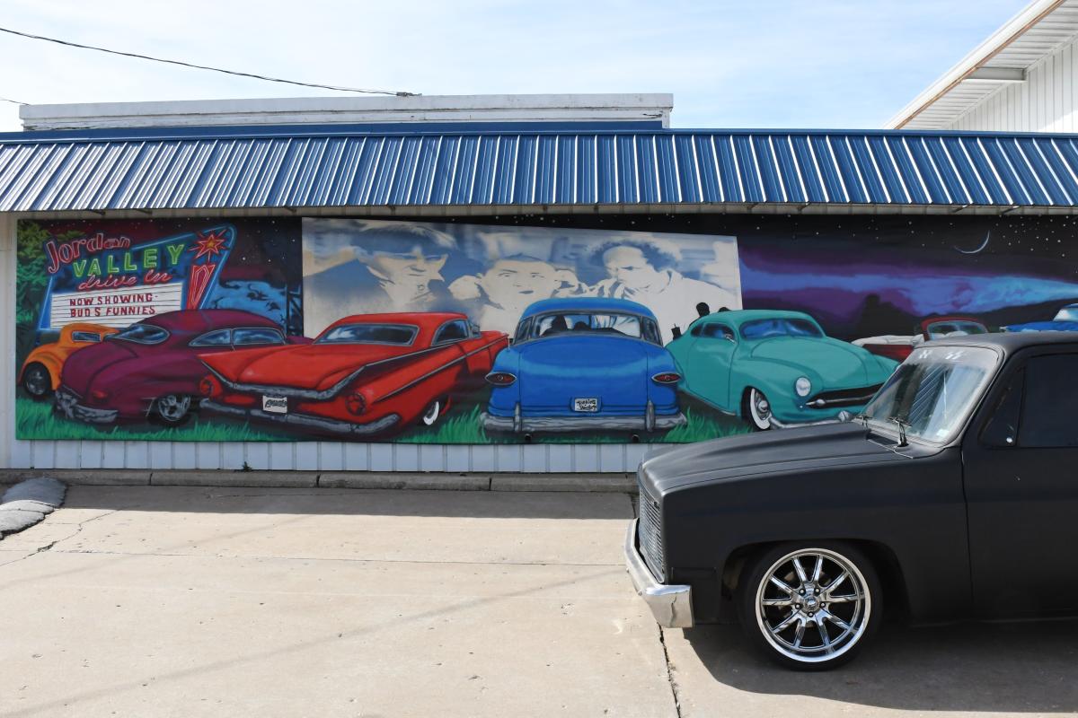 Bud's Tire Shop