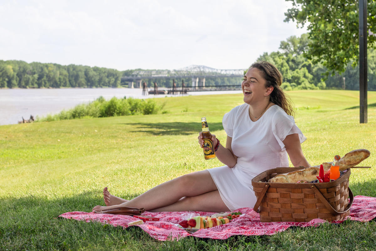 Maddie's Romantic Picnic