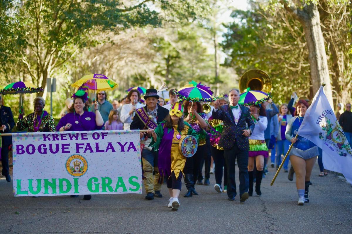 Krewe of Bogue Falaya Lundi Gras parade