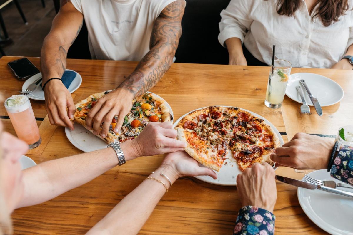 places to eat in huntington beach