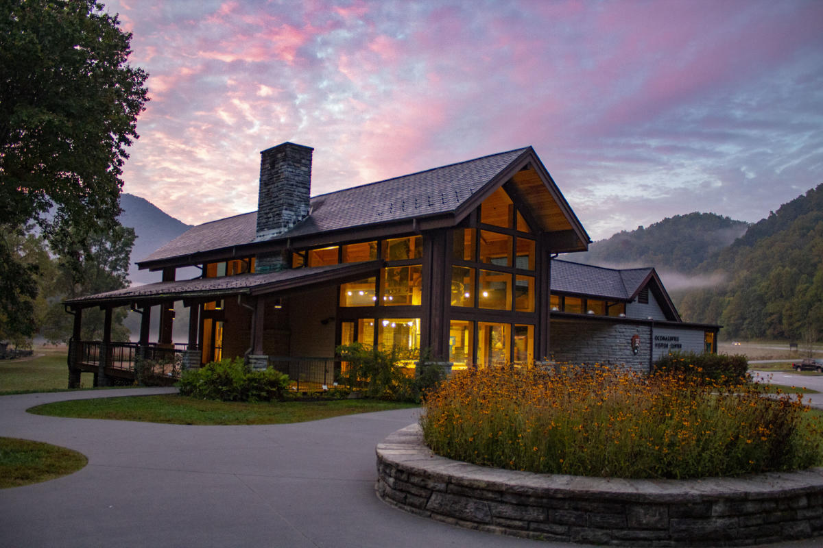 Oconaluftee Visitor Center