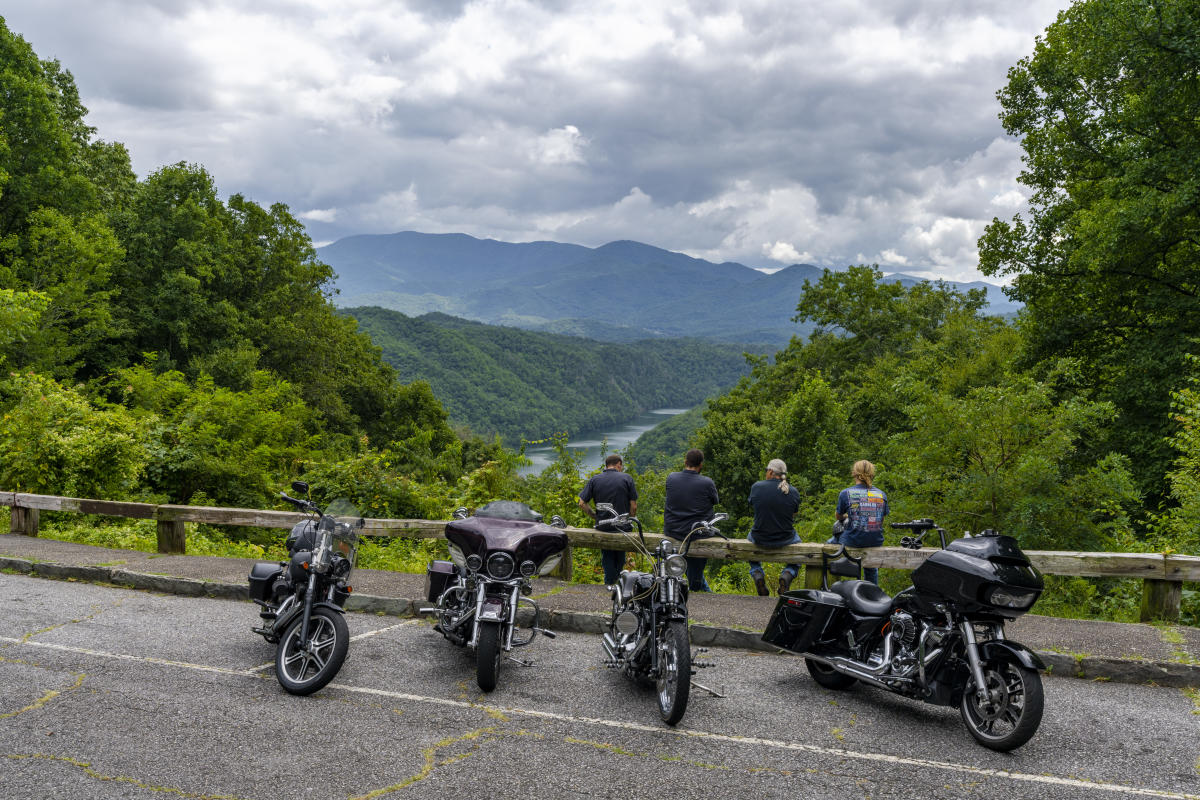 Motorcyling Road to Nowhere