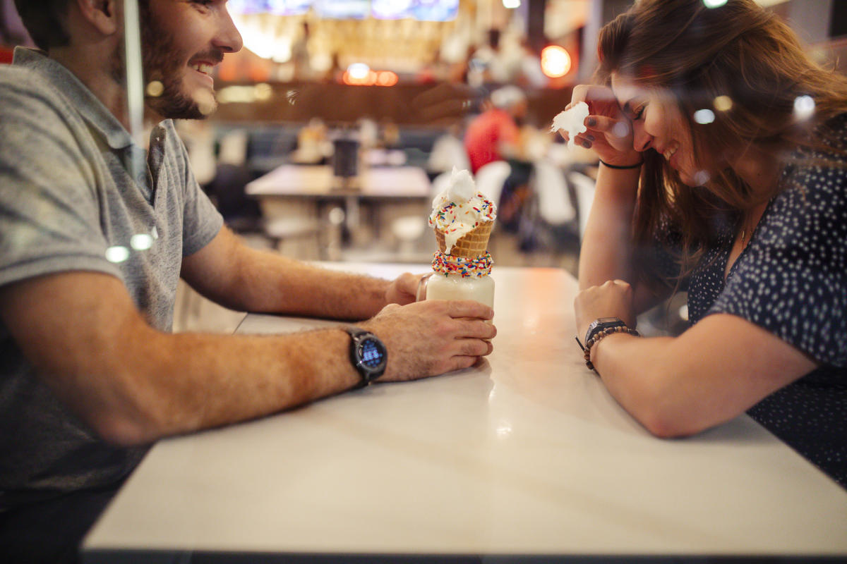 pennant shake dining