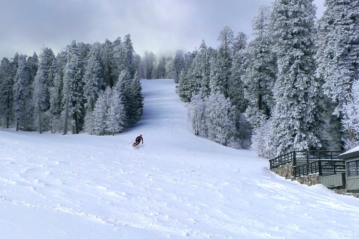 mount-lemmon-ski-valley-snow