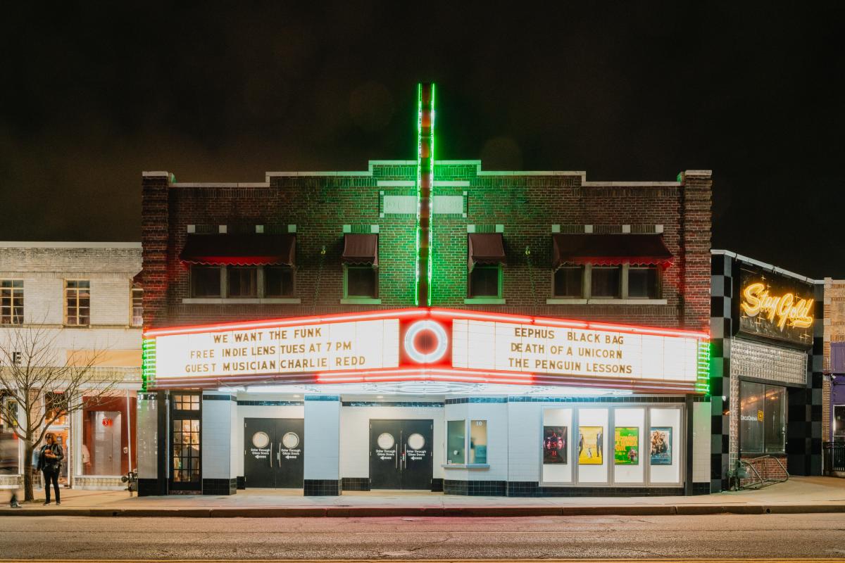 Circle Cinema Pano