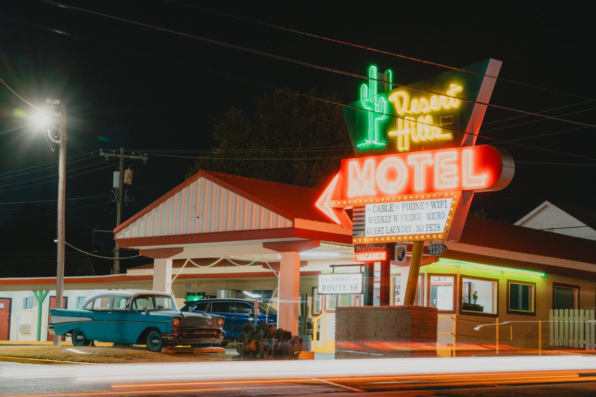 Desert Hills Motel - Neon Sign